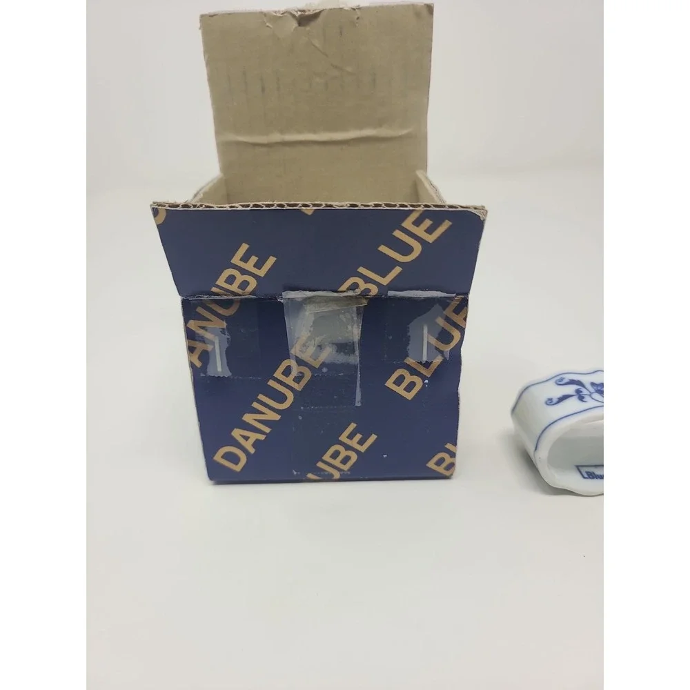 Vintage Blue Danube Onion Pattern Porcelain Napkin Rings Set of 4 Japan w/Box